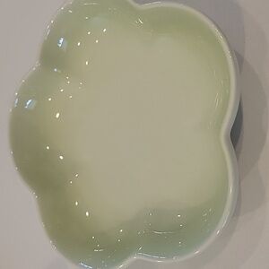 Le Creuset Light Lime Green Flower Plate